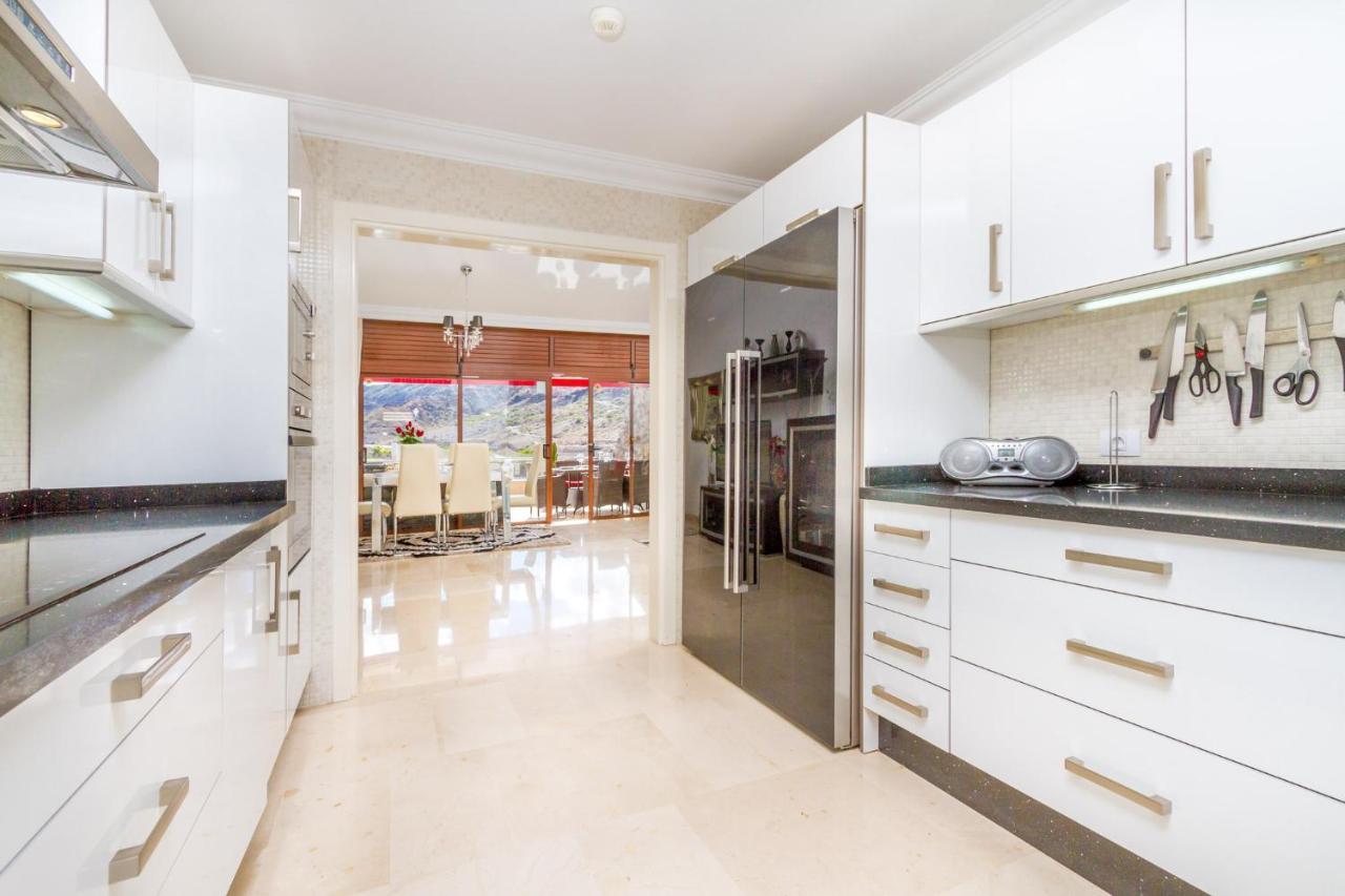 Casa Holmston, Duplex Villa With Hot Tub In Anfi Tauro Topaz Mogan Exterior photo